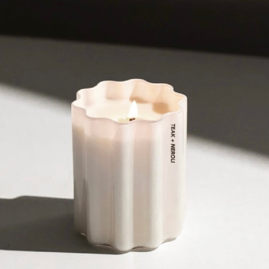 Wave Candle -Teak + Neroli