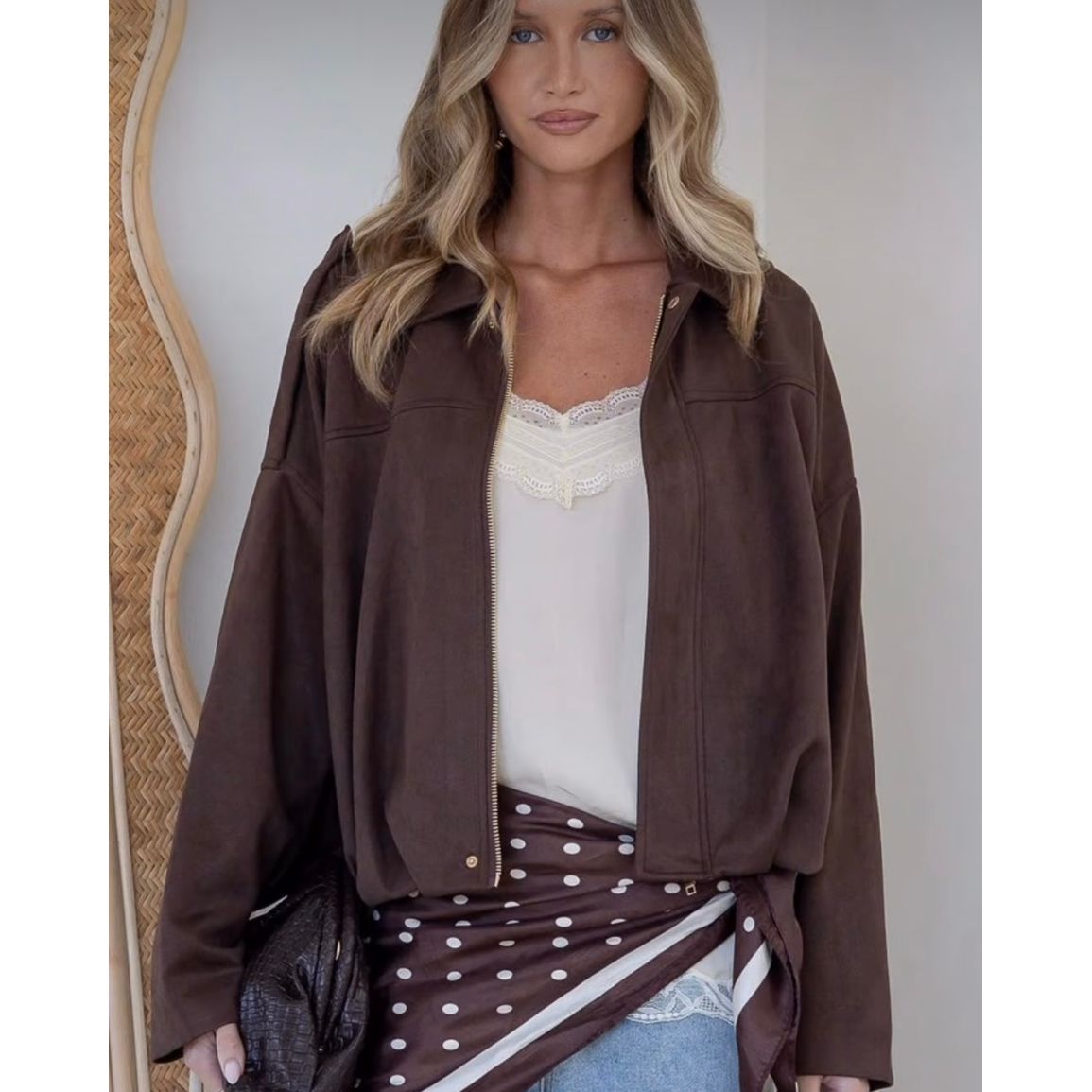 Kikki Faux Suede Bomber -Mocha