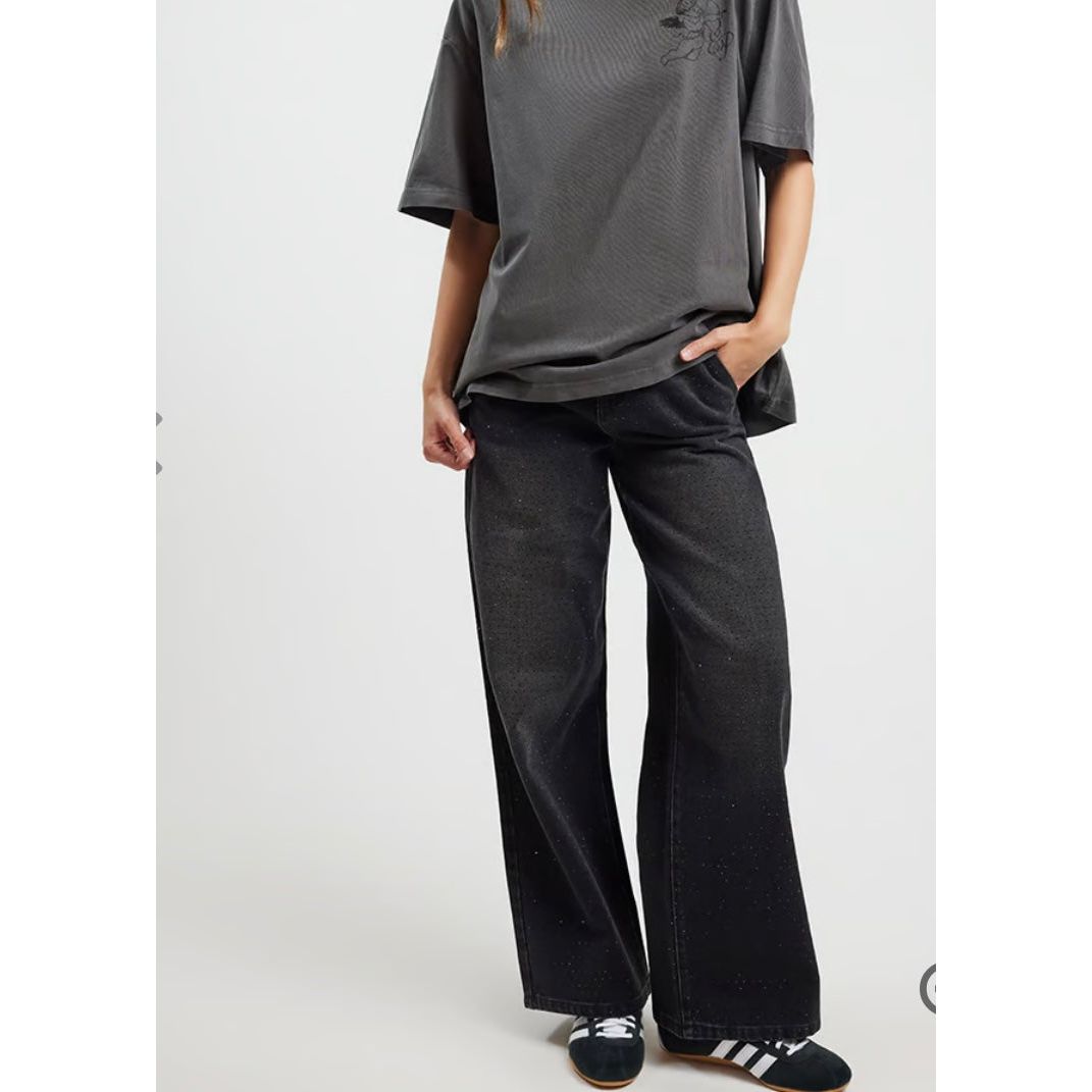 ENA PELLY
RHODE EMBELLISHED JEAN-WASHED BLACK