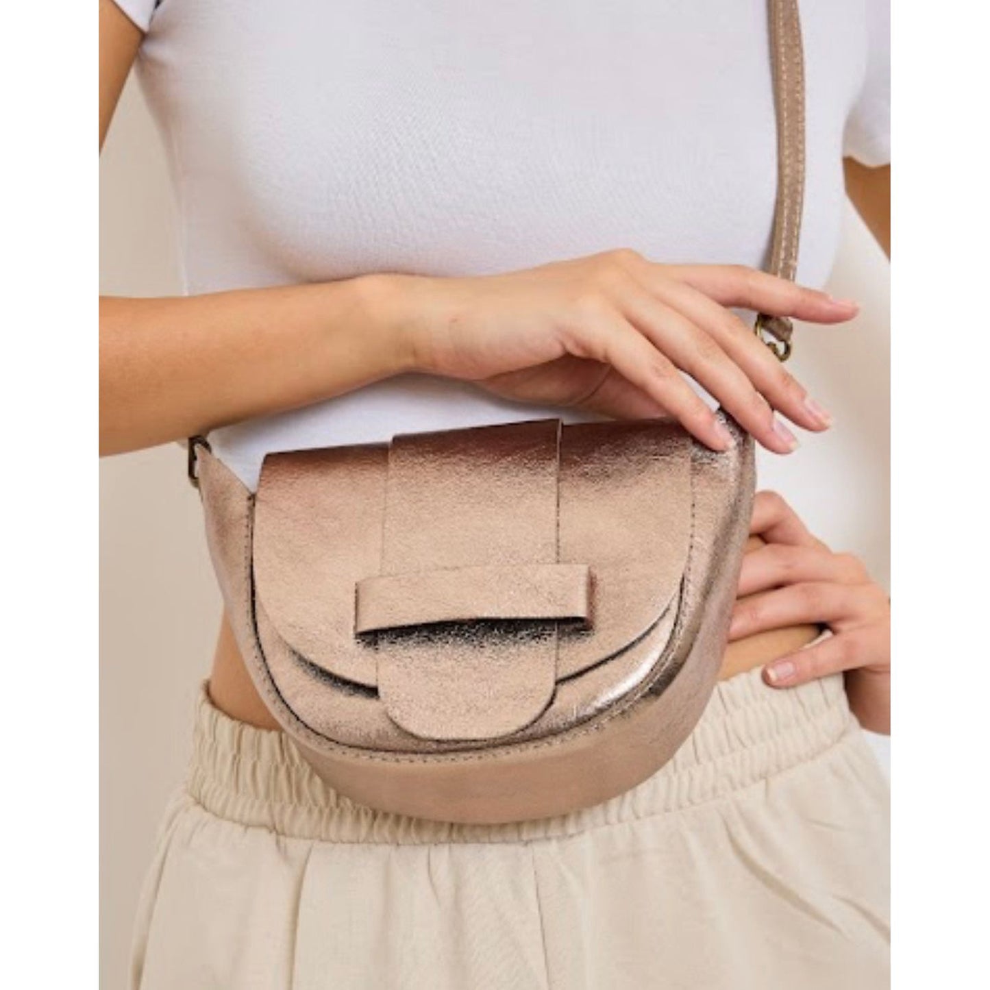 SUKI SADDLE CROSSBODY BAG-CHAMPAGNE