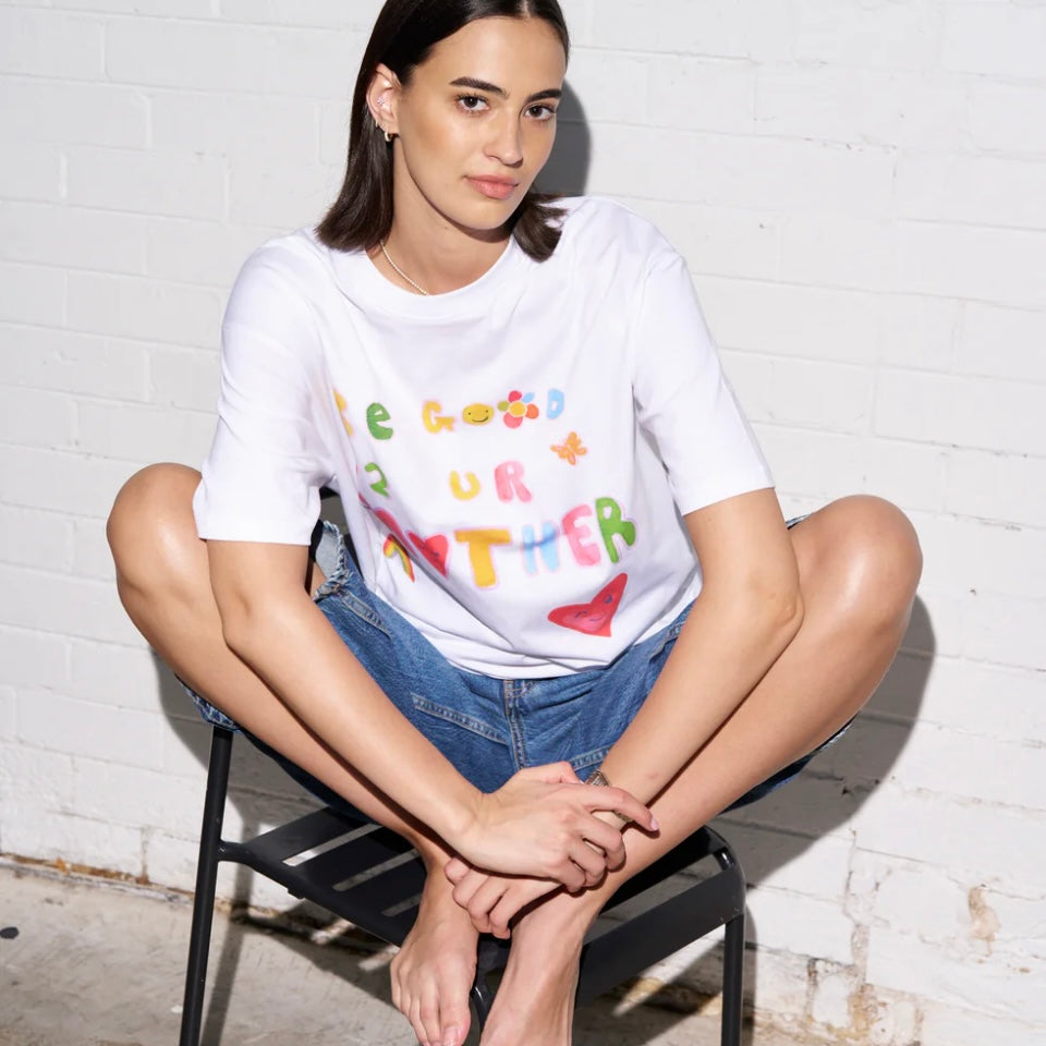 BE GOOD TO YOUR MOTHER OVERSIZE TEE
