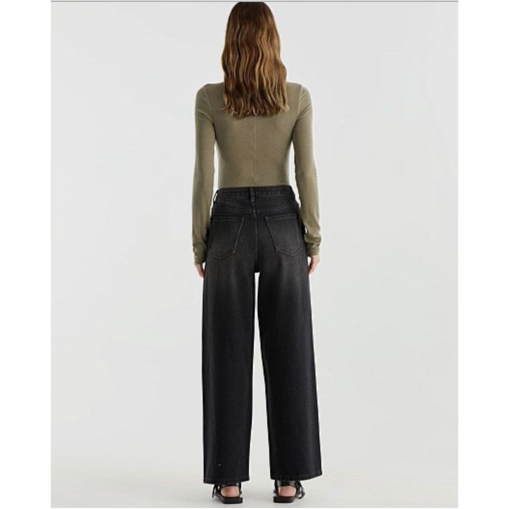 ENA PELLY
RHODE EMBELLISHED JEAN-WASHED BLACK