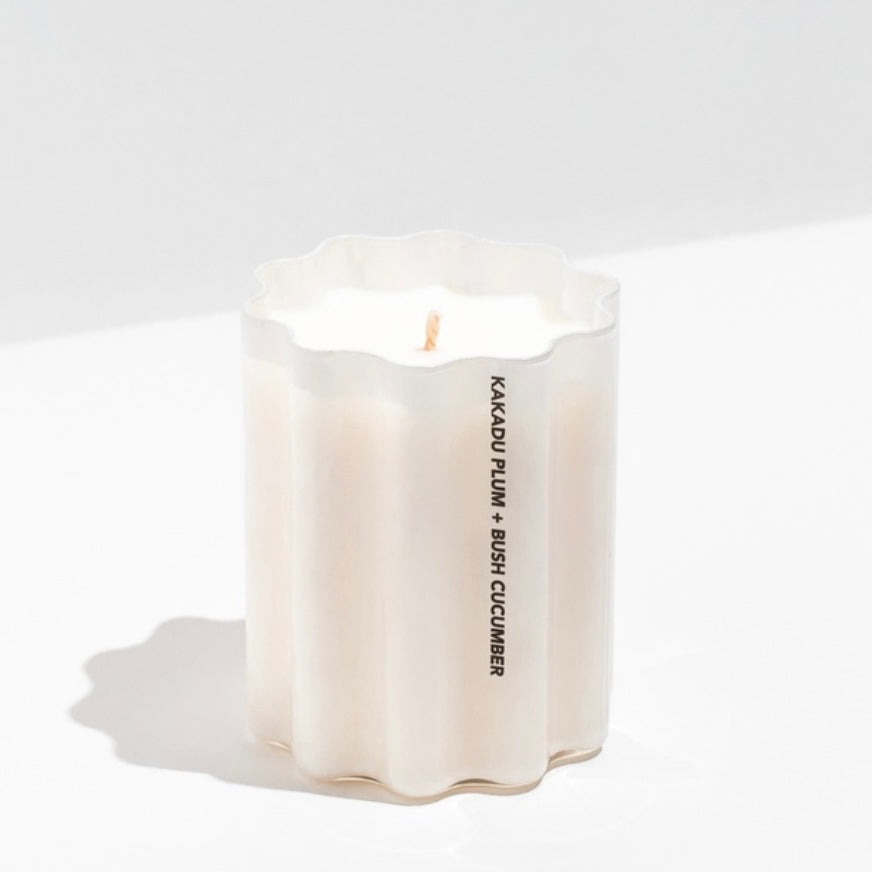 Kakadu Plum & Bush Cucumber Wave Candle