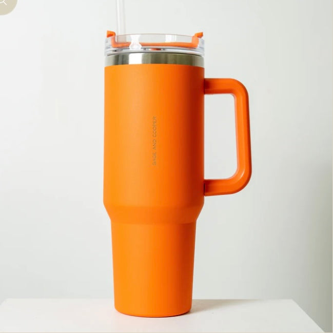 THE HIPPO BOTTLE- ORANGE