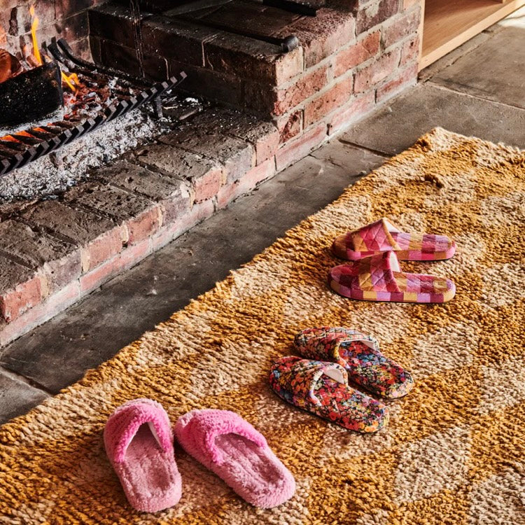 POOCHIE PINK QUILTED SHERPA ADULT SLIPPERS