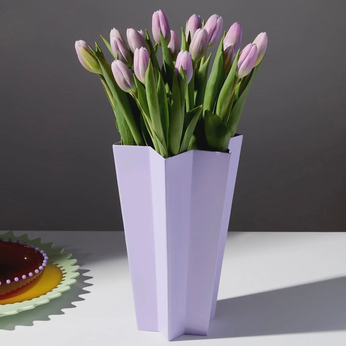 METAL STAR VASE-LILAC