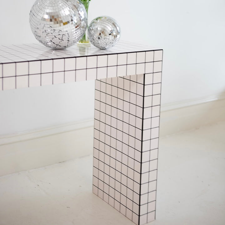 Subway Console-Artic White & Charcoal