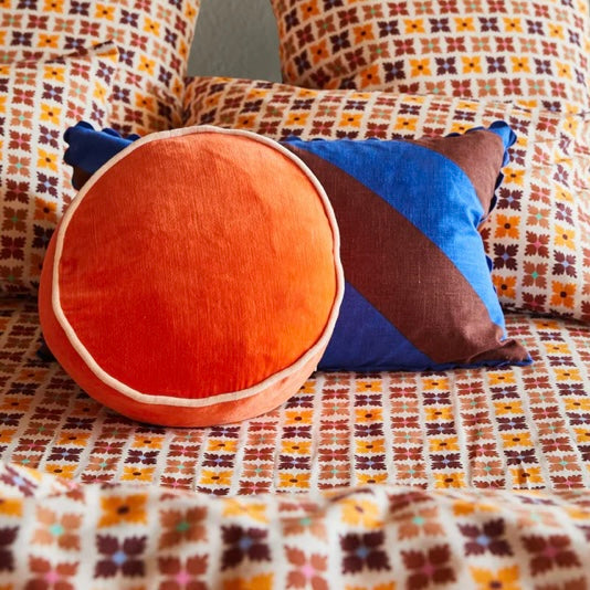 CASTILO ROUND VELVET CUSHION - APEROL