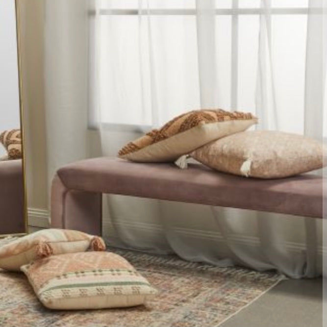 GATEAUX BENCH SEAT DUSTY PINK