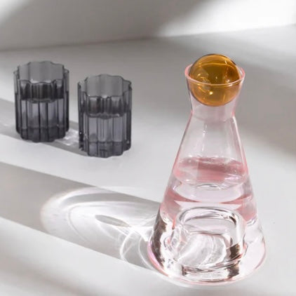 VICE VERSA CARAFE - PINK + AMBER