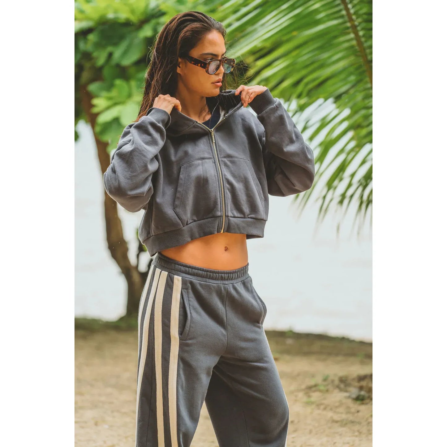 ZIP HOODIE -WASHED BLACK