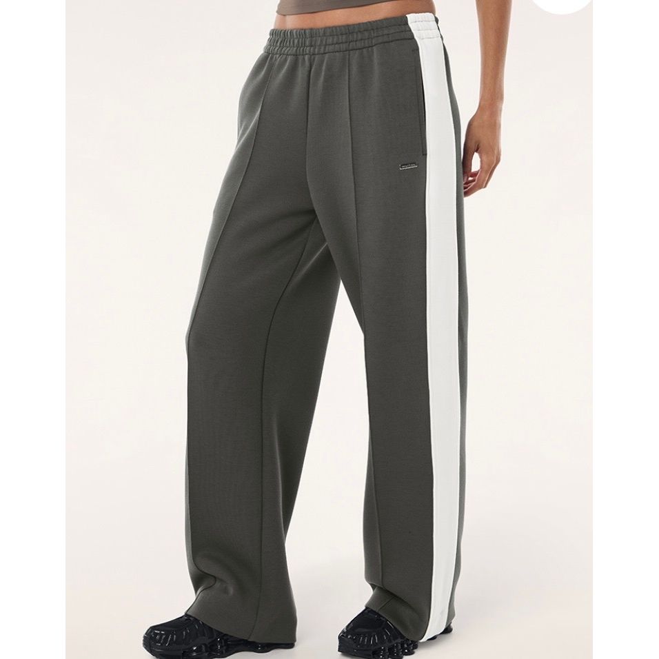 P.E Nation-Triumph 2.0 Pant- Dark Olive