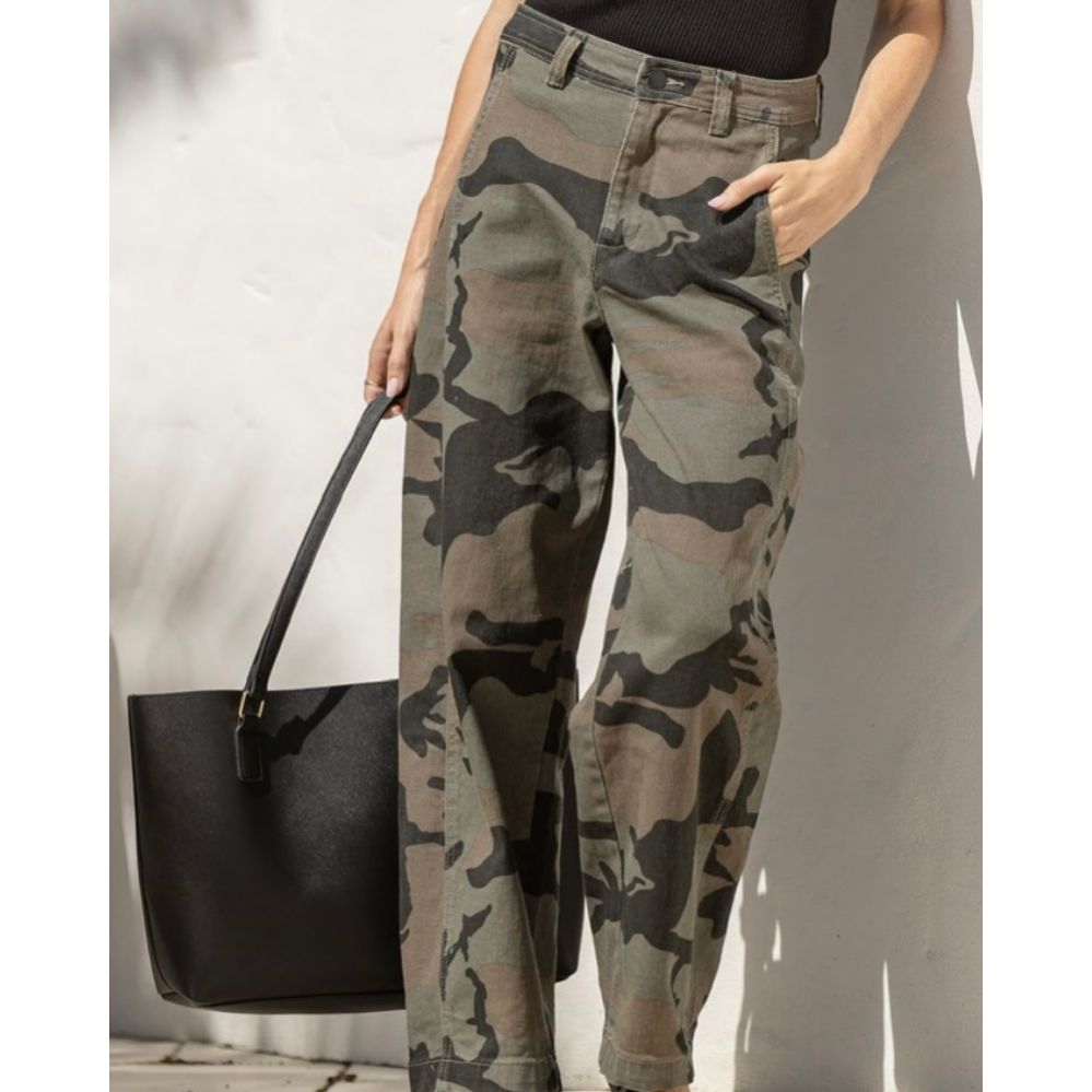 Augie Barrel Jean - Camo Print