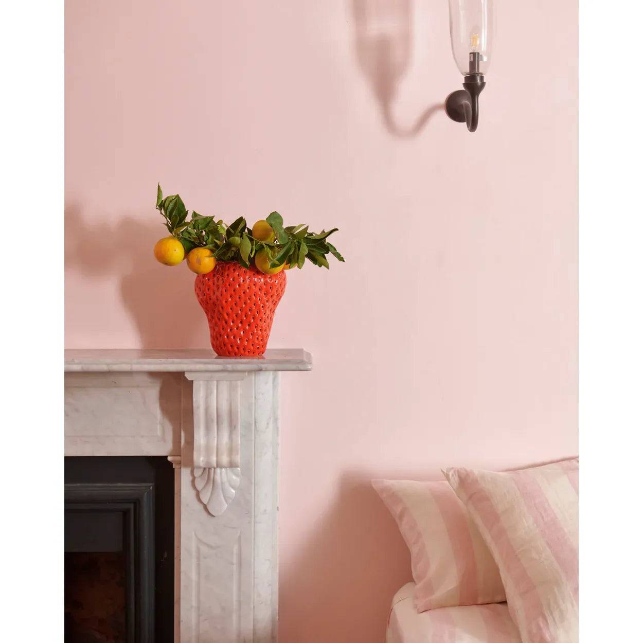 STRAWBERRY VASE