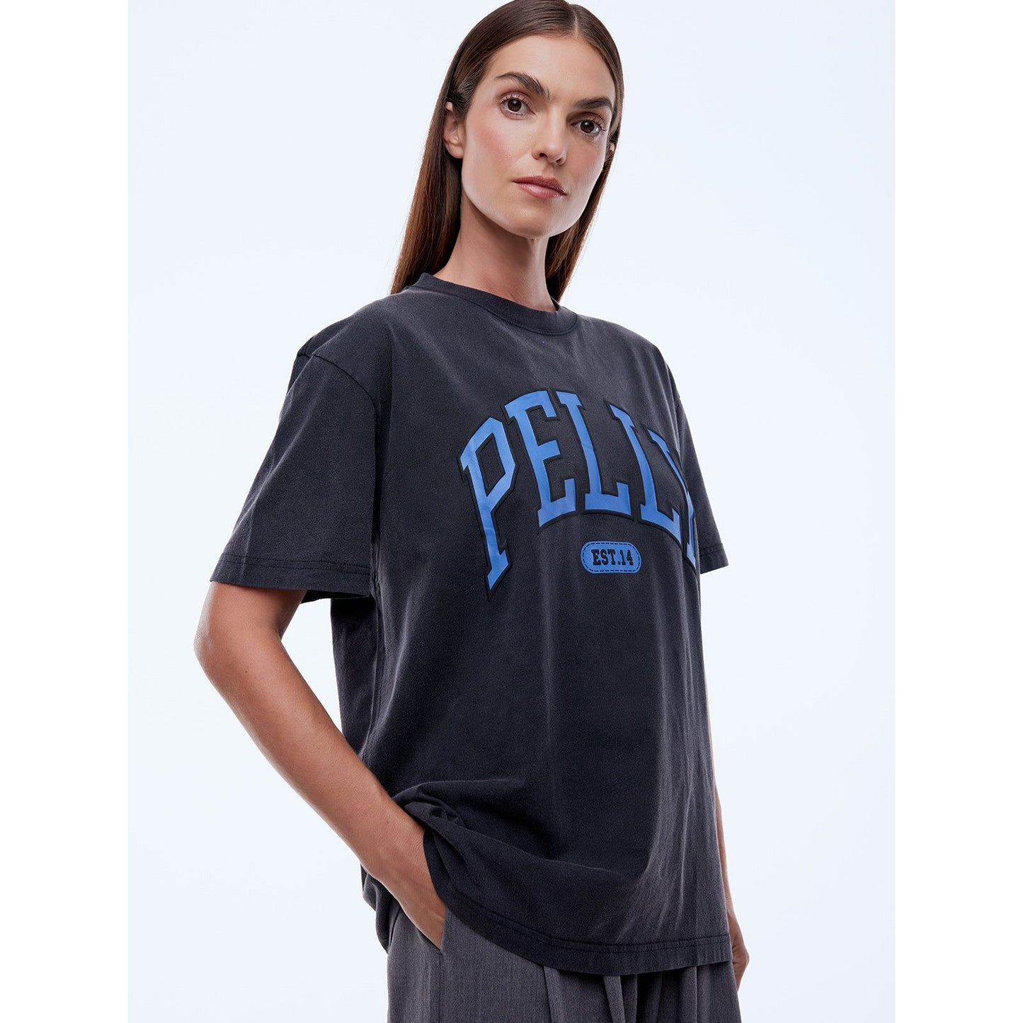 PELLY STUDIO TEE - VINTAGE BLACK