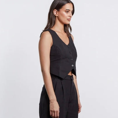 HARPER TAILORED WAIST COAT IN BLACK