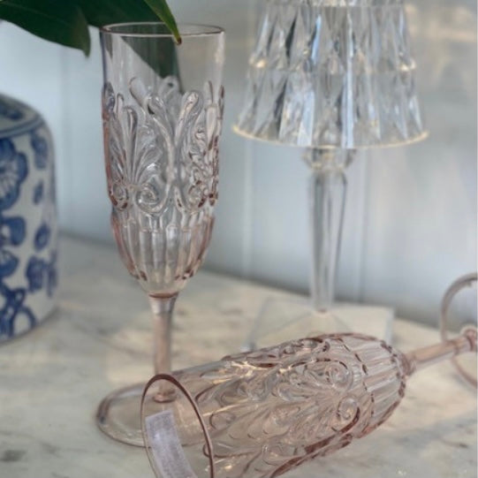 Lulu Acrylic Scallop Champagne Flute Glass: Blush